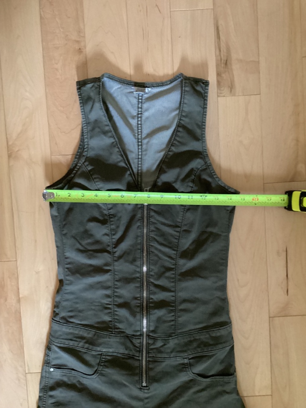 Guess jumpsuit - Picture 10 of 11